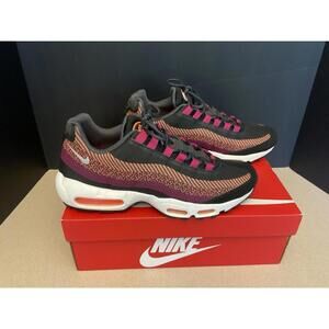 New! Mens Nike Air Max 95 JCRD Athletic Running Shoes. Size 9.5. Awesome Shoes!